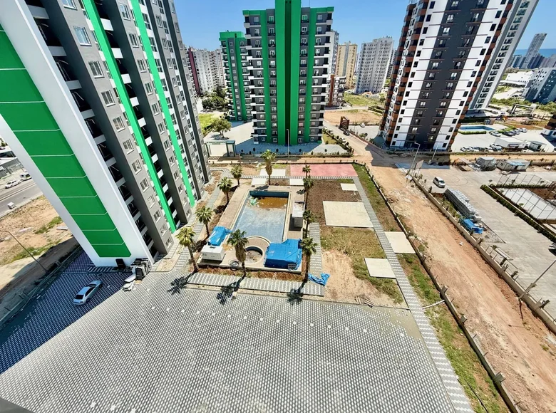 2 bedroom apartment 74 m² Mezitli, Turkey