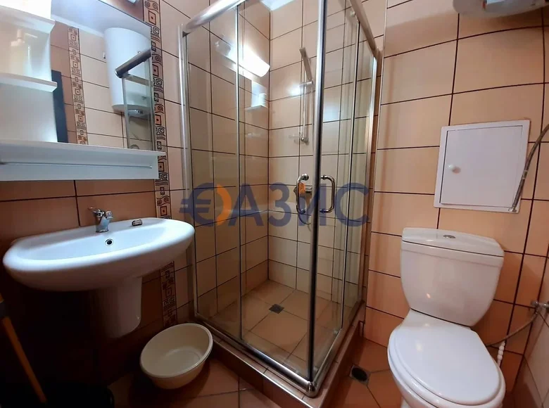 2 bedroom apartment 67 m² Nesebar, Bulgaria