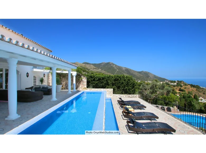 Maison 9 chambres 1 135 m² Mijas, Espagne