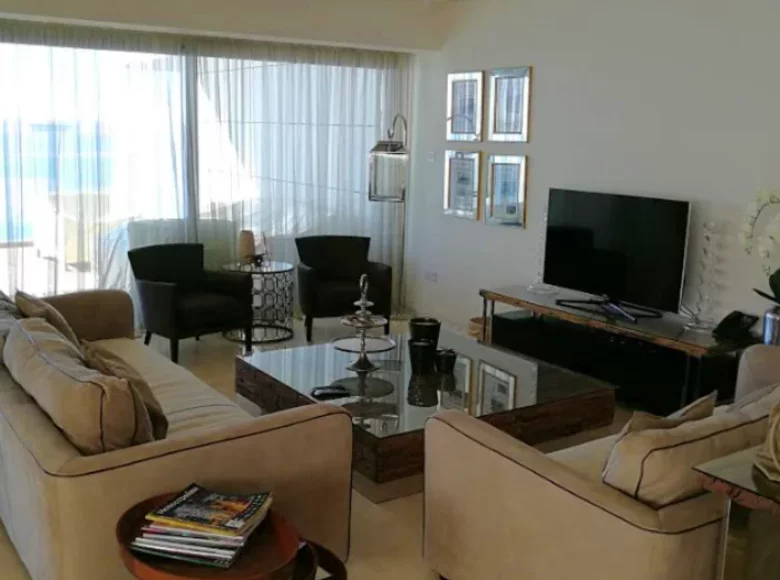 3 bedroom apartment 315 m² Lefkosa Tuerk Belediyesi, Northern Cyprus