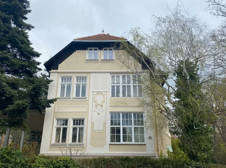 House 313 m² Gemeinde Baden, Austria