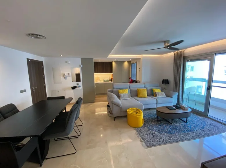 Apartamento 2 habitaciones 83 m² San Pedro Alcantara, Španjolska
