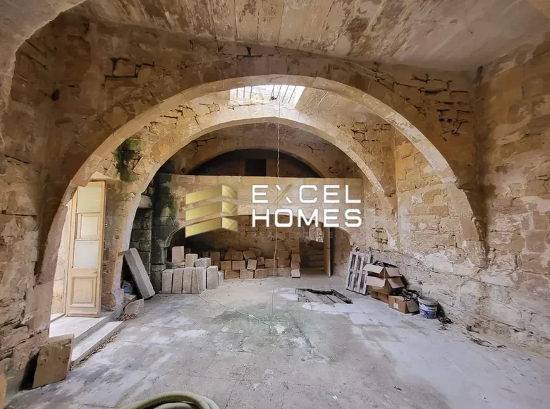 4 bedroom house  Zebbug, Malta