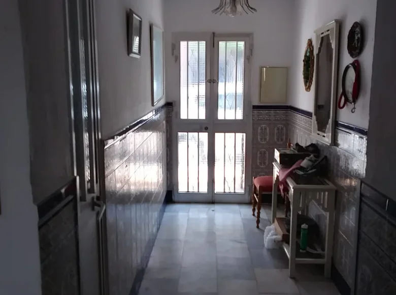 Stadthaus 8 Schlafzimmer 250 m² Fuengirola, Spanien