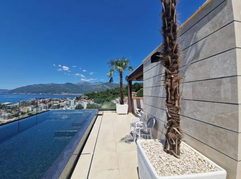 Wohnung 2 Schlafzimmer 55 m² Tivat, Montenegro