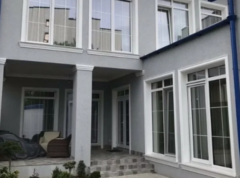 4 room house 300 m² Odesa, Ukraine