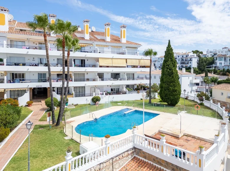 Mieszkanie 3 pokoi 76 m² Benalmadena, Hiszpania