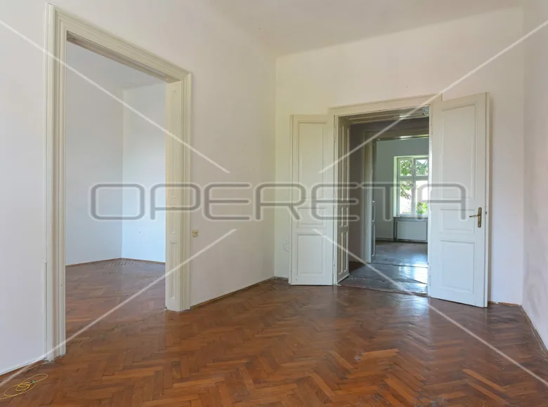 Mieszkanie 3 pokoi 82 m² Zagrzeb, Chorwacja