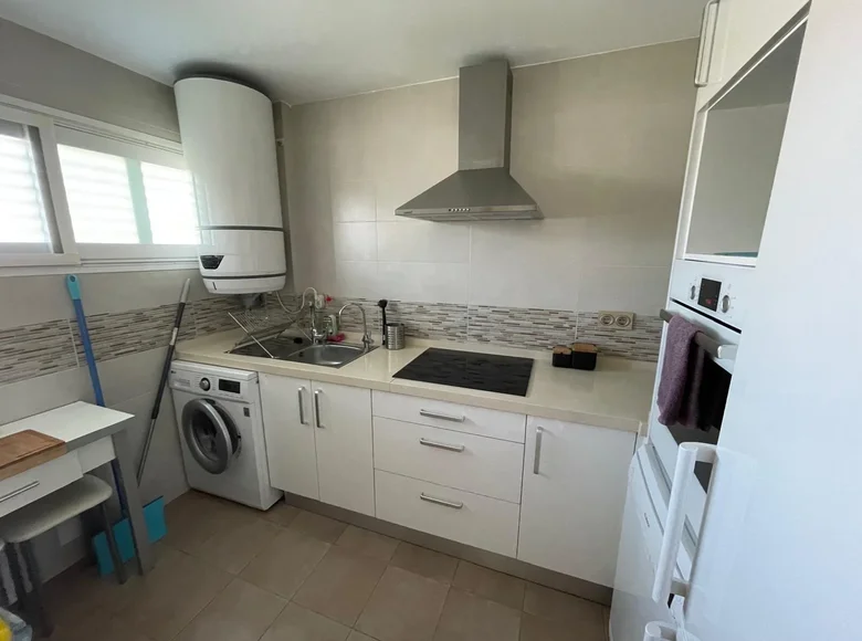 2 bedroom apartment  Alicante, Spain