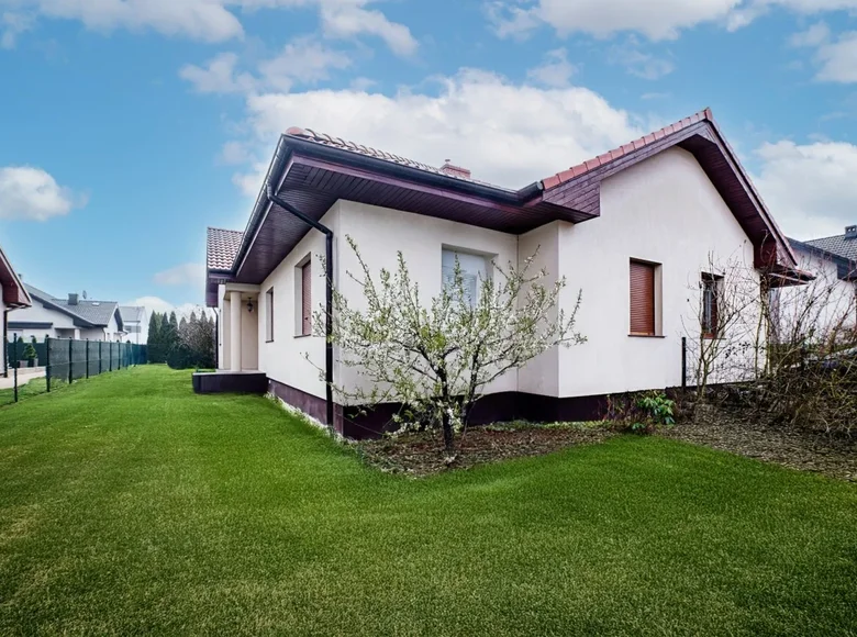 House 124 m² Mrowino, Poland