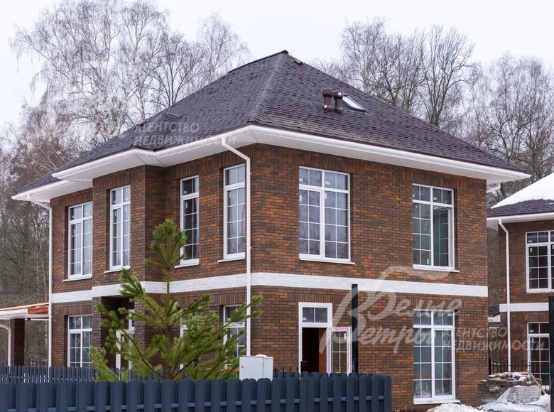 Dom 7 pokojów 220 m² Centralny Okręg Federalny, Rosja