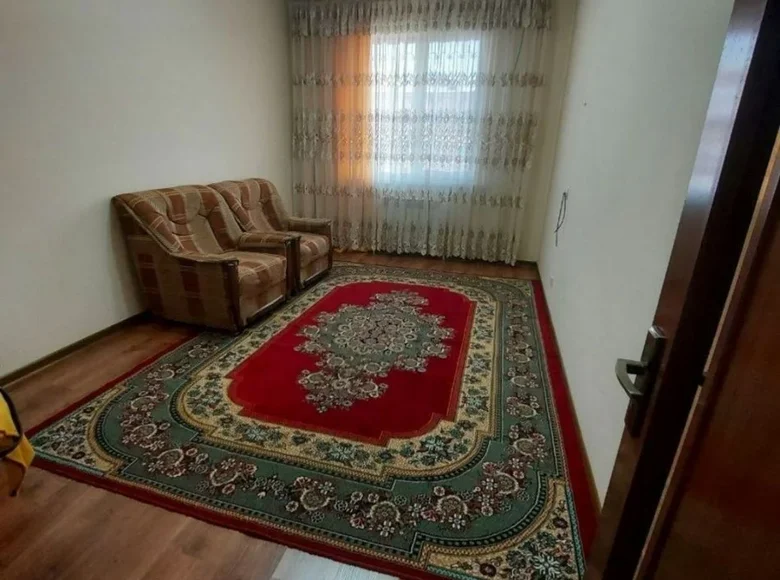 Kvartira 1 xona 38 m² Khanabadda