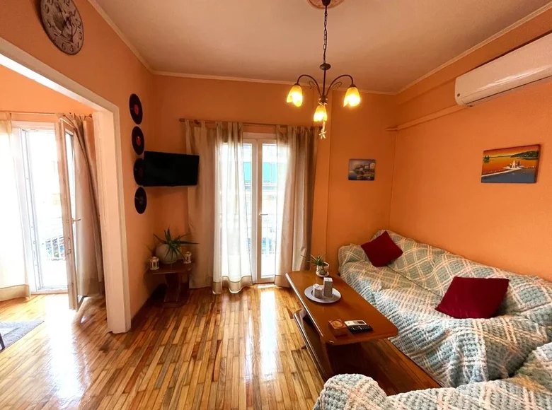 Mieszkanie 3 pokoi 75 m² Gmina Korfu, Grecja