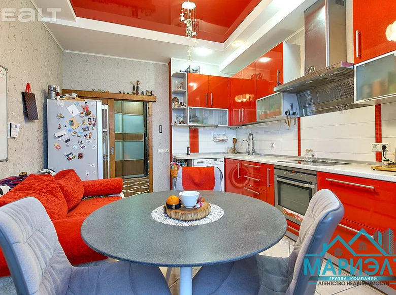 Квартира 3 комнаты 94 м² Минск, Беларусь