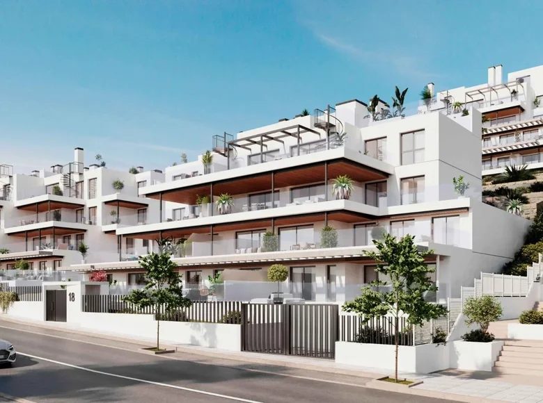 2 bedroom apartment  Estepona, Spain