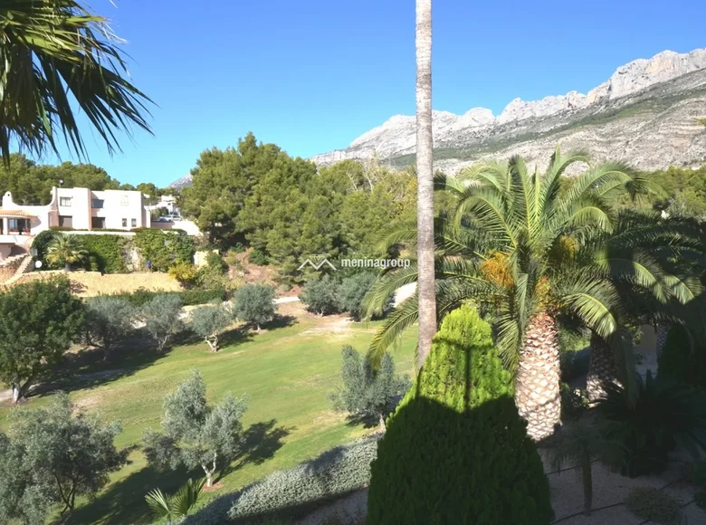 4 bedroom Villa 255 m² Altea, Spain