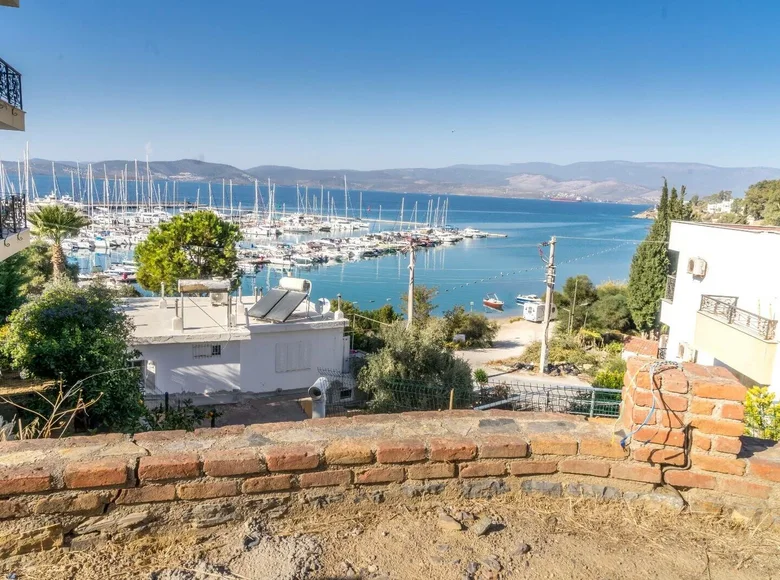 Duplex 3 bedrooms 170 m² Gulluk, Turkey