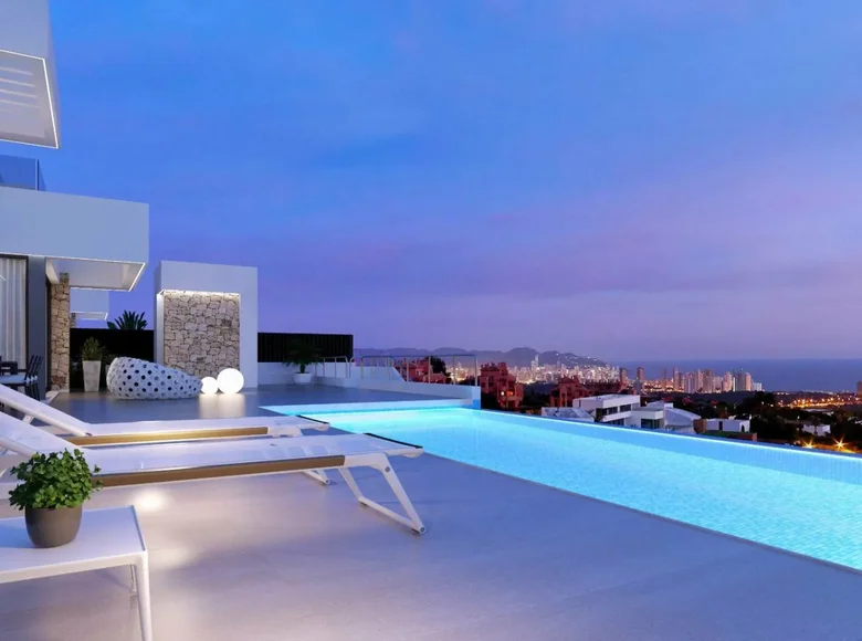 Villa de tres dormitorios 154 m² Finestrat, España