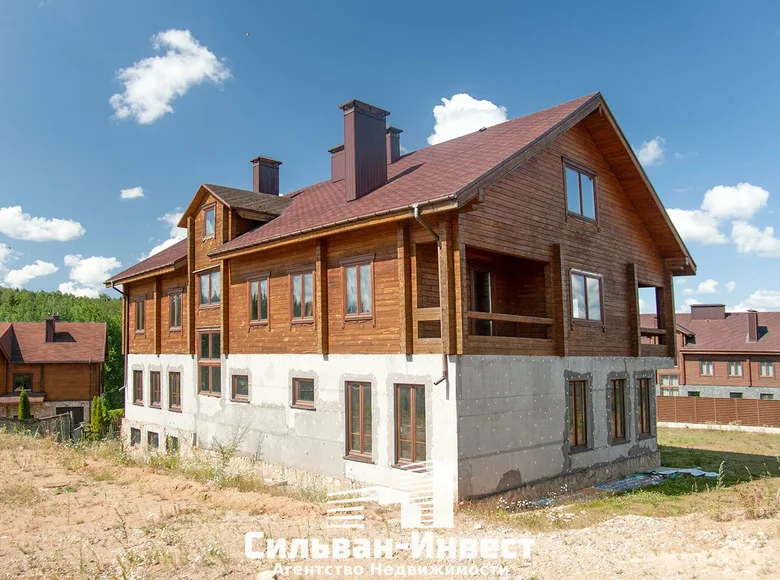 Casa 429 m² Lahojski sielski Saviet, Bielorrusia