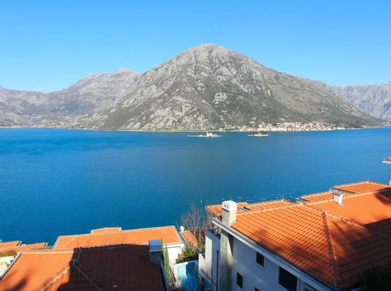 Apartamento 3 habitaciones  Herceg Novi, Montenegro