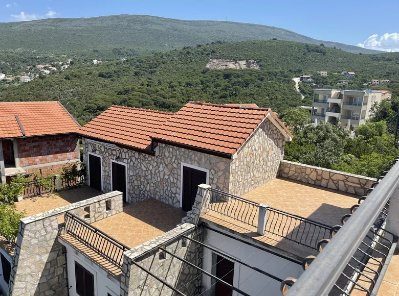 Villa 8 habitaciones 510 m² denovici, Montenegro