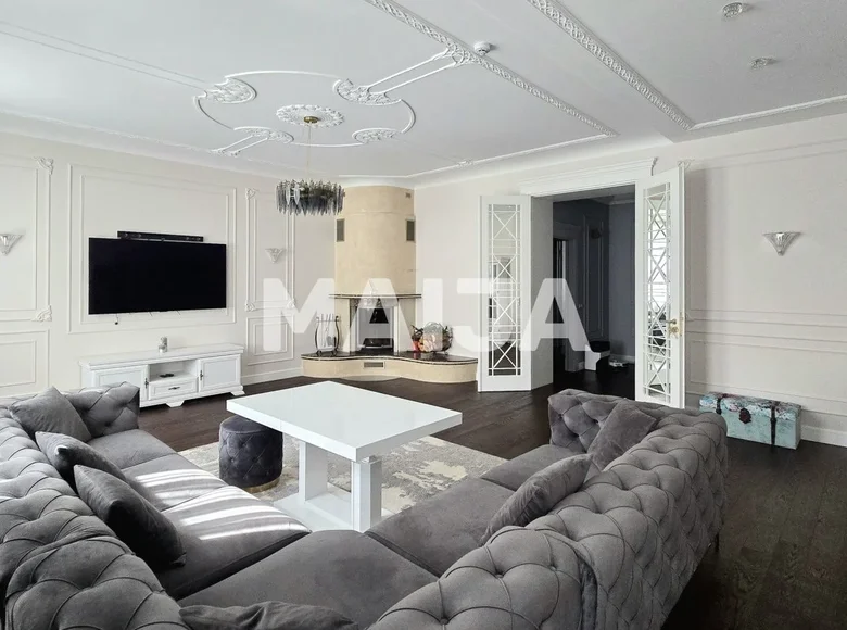 Apartamento 4 habitaciones 160 m² Riga, Letonia