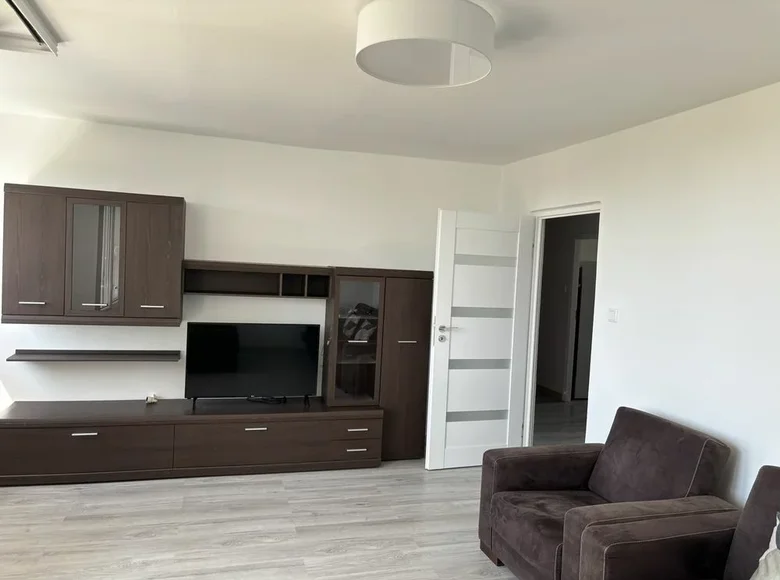 Apartamento 3 habitaciones 64 m² en Varsovia, Polonia