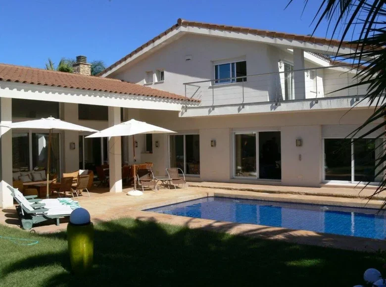 4 bedroom house 300 m² Cambrils, Spain