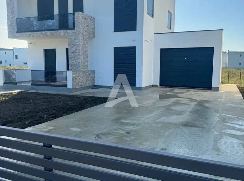 4 bedroom house  Ulcinj, Montenegro