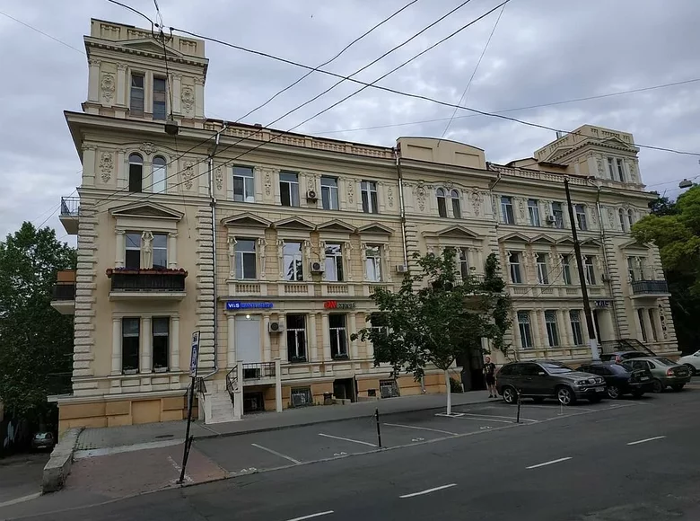 Commercial property 162 m² in Odesa, Ukraine