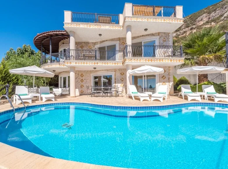 5 bedroom villa 250 m² Kalkan, Turkey