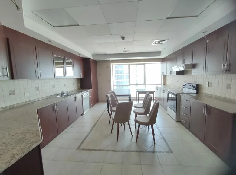 Mieszkanie 3 pokoi 330 m² Dubaj, Emiraty Arabskie