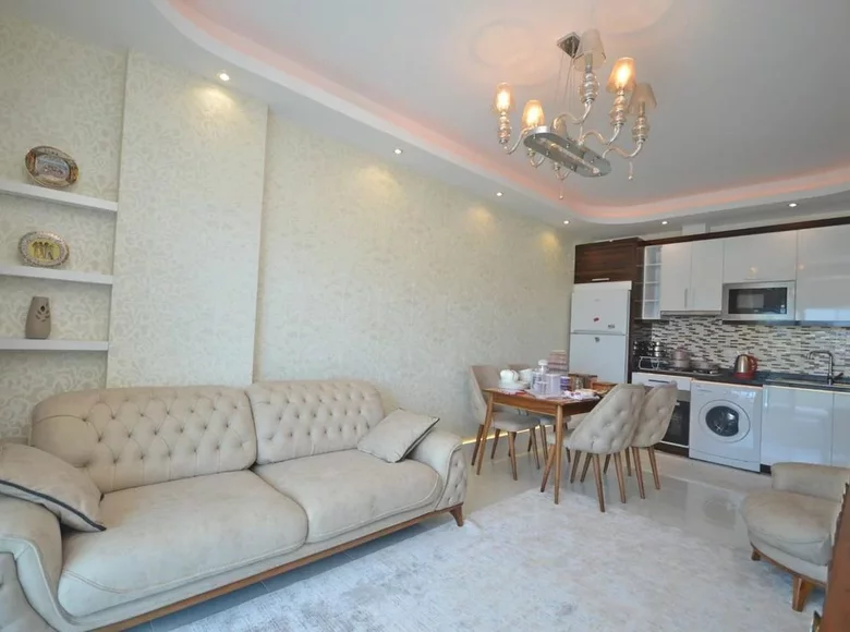 Квартира 2 комнаты 75 м² Махмутлар центр, Турция