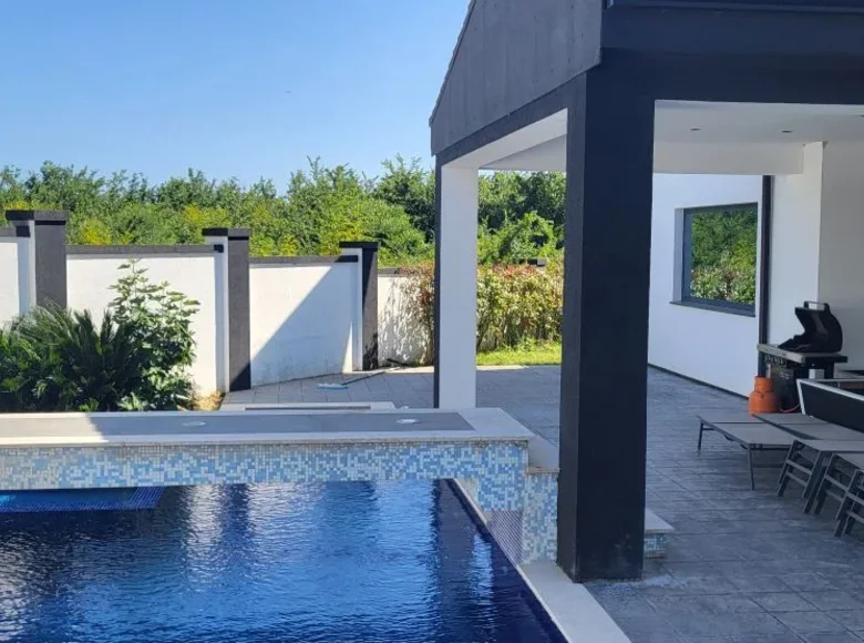 Chalet 4 chambres 1 200 m² Opcina Medulin, Croatie