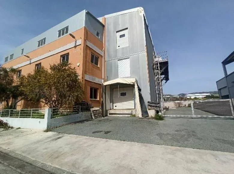 Almacén 1 375 m² en Trimithousa, Chipre