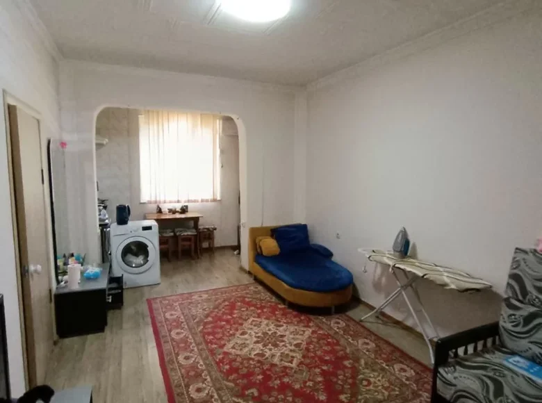 Kvartira 1 xona 38 m² Toshkentda