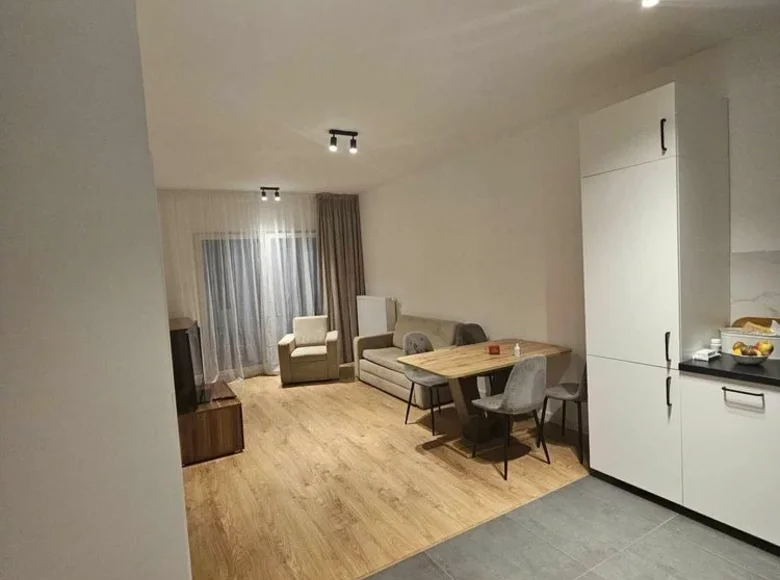 2 room apartment 42 m² in Warsaw, Poland