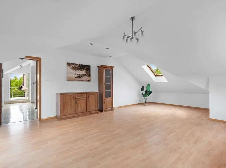 3 room apartment 92 m² Warsaw, Poland