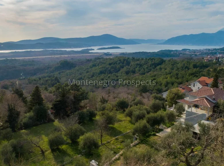 Grundstück 2 977 m² Bijela, Montenegro