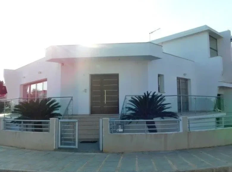 3 bedroom villa 250 m² Kissonerga, Cyprus
