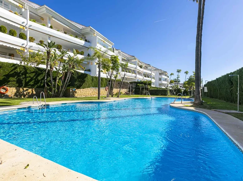 3 bedroom apartment 219 m² San Pedro Alcantara, Spain