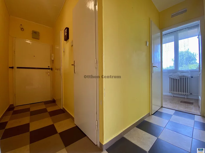 Mieszkanie 2 pokoi 59 m² Nagykanizsa, Węgry