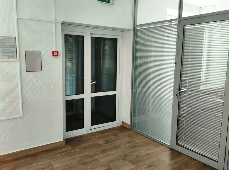 Oficina 243 m² en Minsk, Bielorrusia