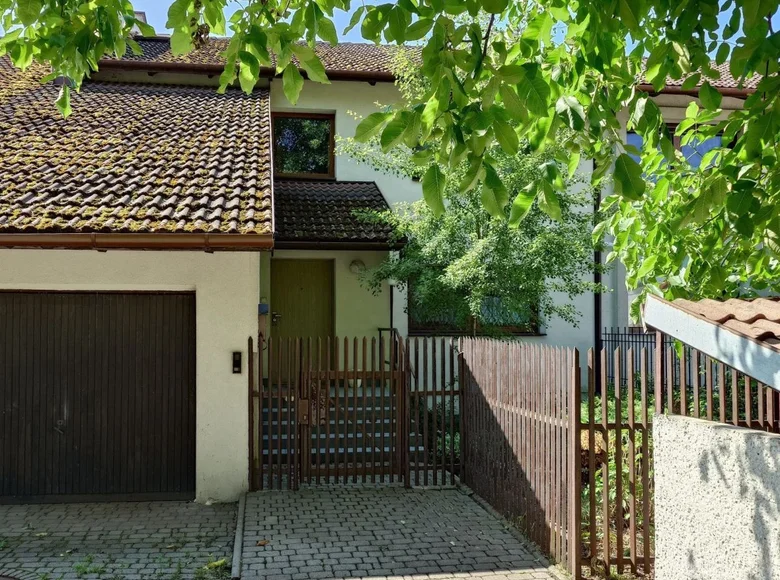 House 209 m² Krakow, Poland