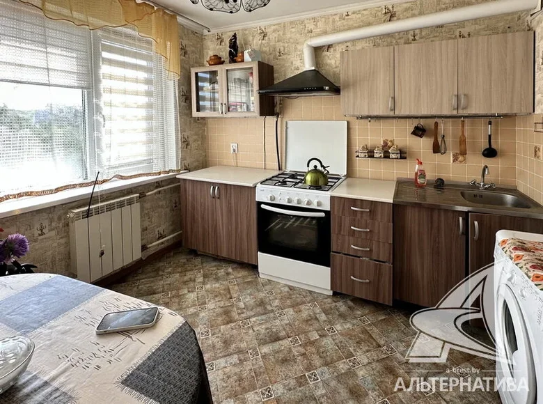 2 room apartment 42 m² Brest, Belarus