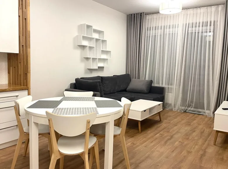 2 room apartment 42 m² in Warsaw, Poland