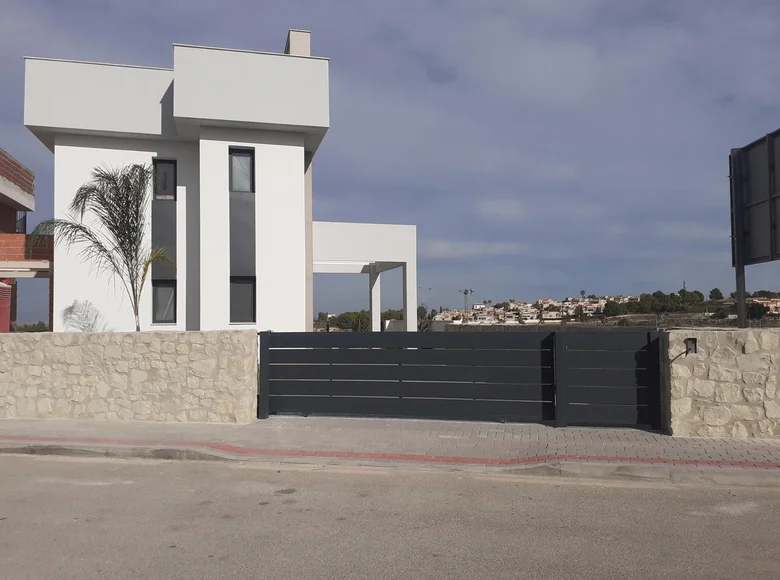 3 bedroom villa 238 m² Algorfa, Spain