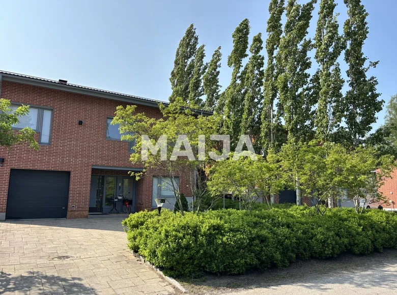 Дом 5 комнат 185 м² Helsinki sub region, Финляндия