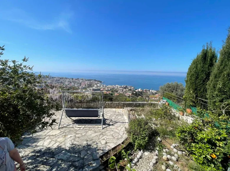 Maison 4 chambres 131 m² Dobra Voda, Monténégro