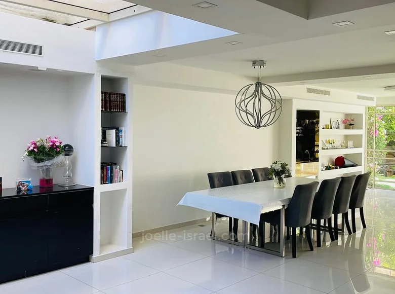 Вилла 7 комнат 260 м² Hof HaSharon Regional Council, Израиль